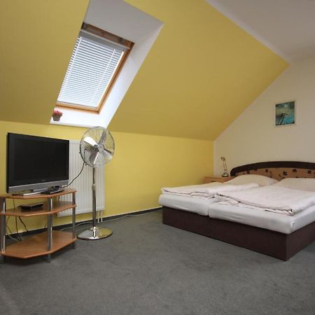 Apartman Pod Cernou Horou Rožnov pod Radhoštěm Екстериор снимка
