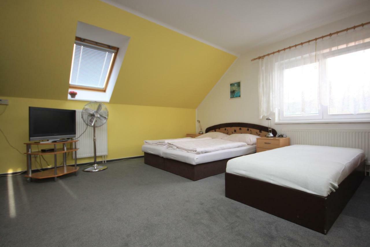 Apartman Pod Cernou Horou Rožnov pod Radhoštěm Екстериор снимка
