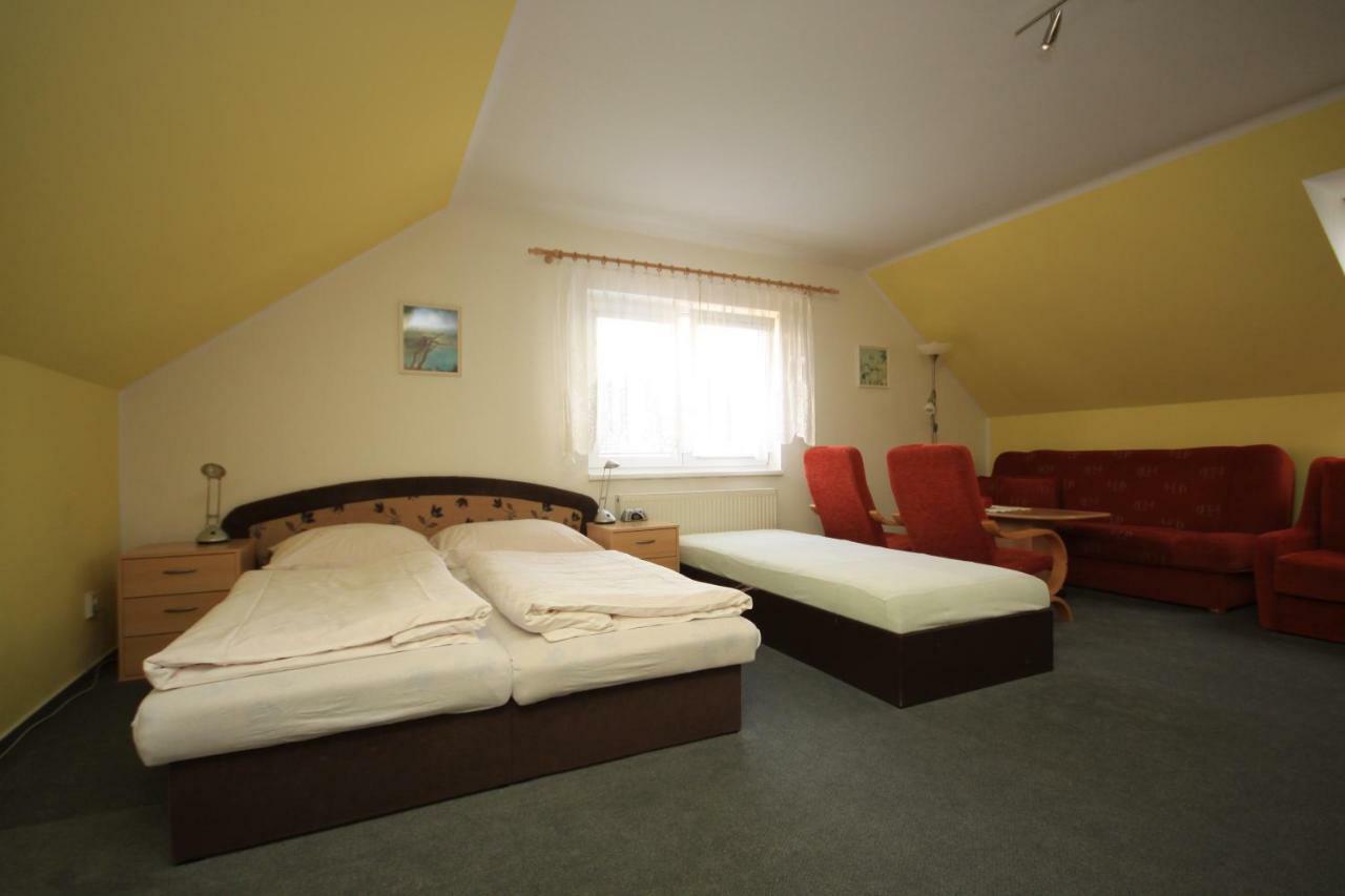 Apartman Pod Cernou Horou Rožnov pod Radhoštěm Екстериор снимка