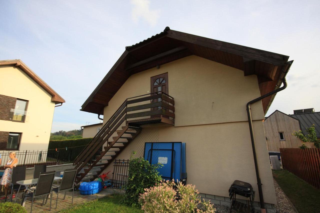 Apartman Pod Cernou Horou Rožnov pod Radhoštěm Екстериор снимка