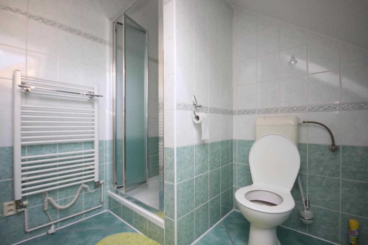 Apartman Pod Cernou Horou Rožnov pod Radhoštěm Екстериор снимка